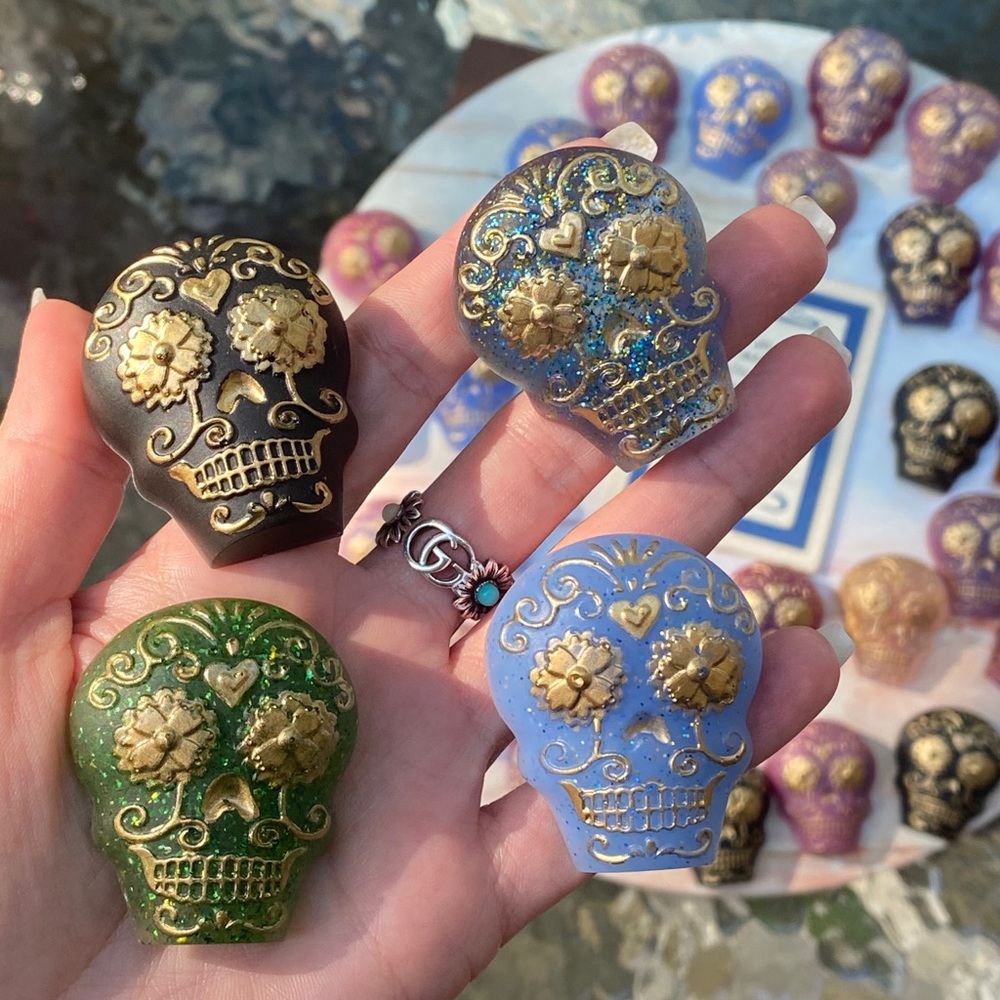 Sugar Skull Magnets PACK OF 4 Colorful Resin Art - Picture 11 of 16